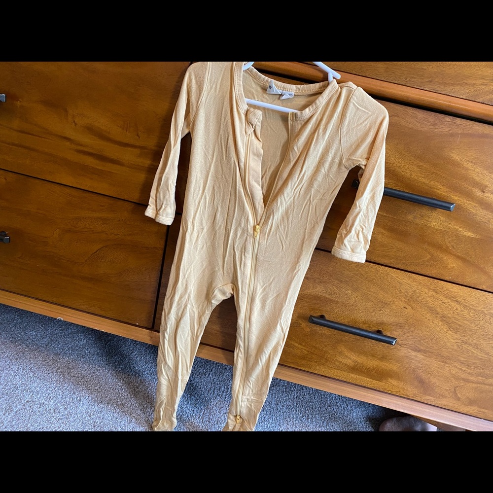 Kyte baby footie Jammie with zipper